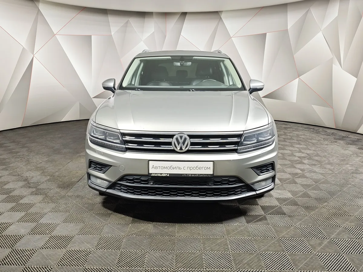 Volkswagen Tiguan 1.4 TSI 4Motion DSG (150 л.с.) Comfortline Серебристый в АВИЛОН. Слайд №7