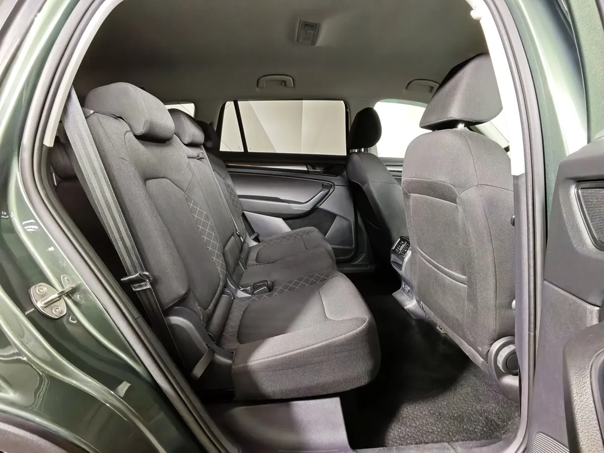 Skoda Kodiaq 1.4 TSI DSG 4X4 (150 л.с.) Зеленый в АВИЛОН. Слайд №16