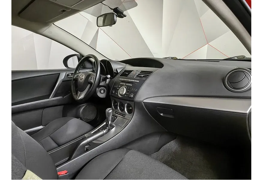 АВИЛОН - Mazda 3 1.6 AT (105 л.с.) Красный - slide 10