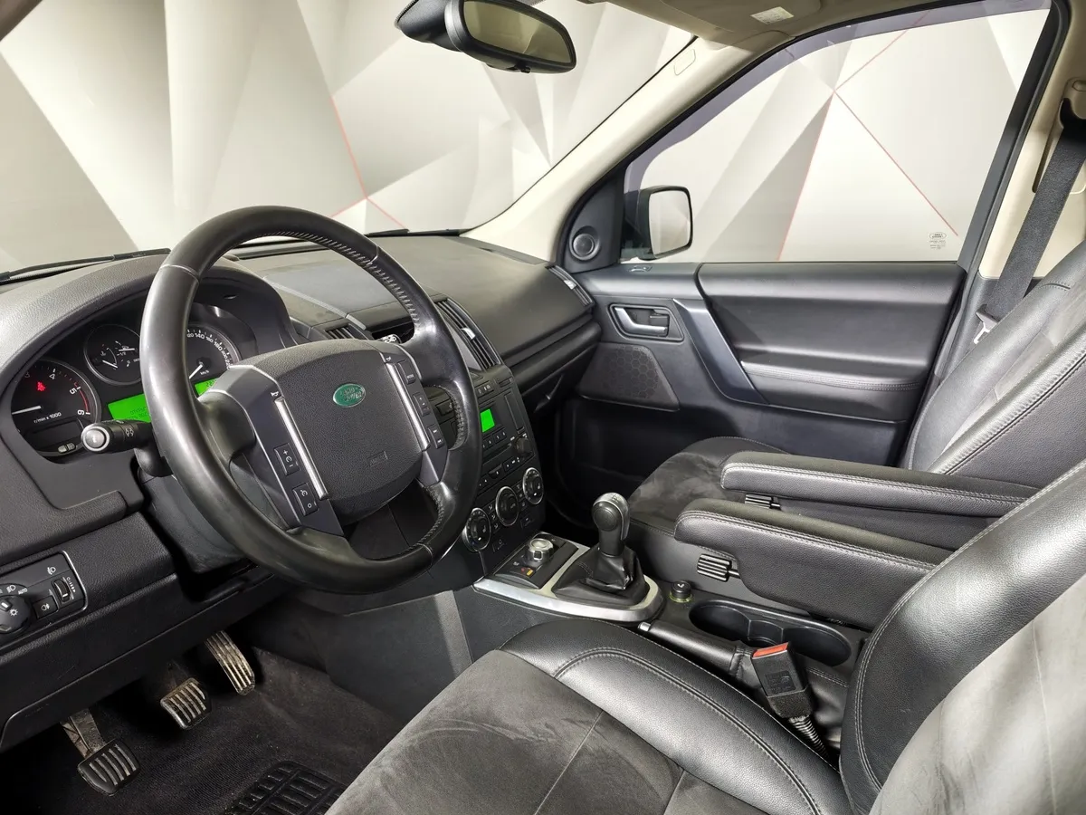 Land Rover Freelander 2.2 TD4 AT 4WD (150 л.с.) Серый в АВИЛОН. Слайд №19