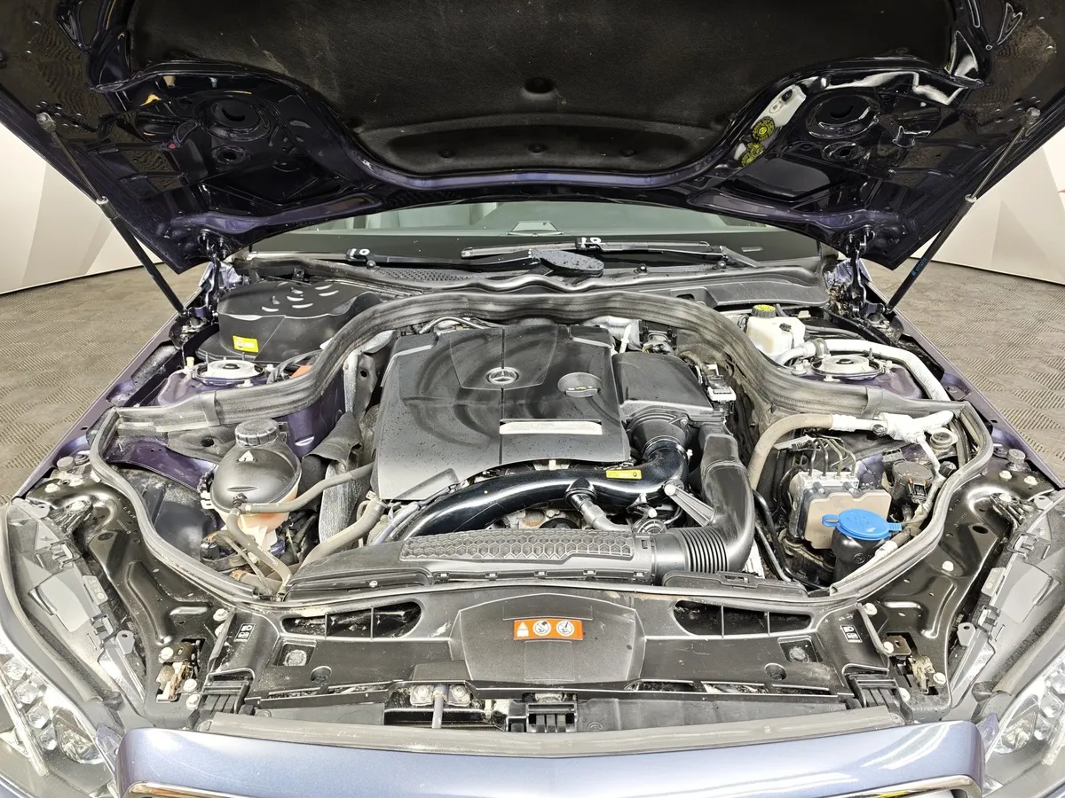 Mercedes-Benz E-Класс E 200 T CGI BlueEfficiency AT (184 л.с.) Синий в АВИЛОН. Слайд №11
