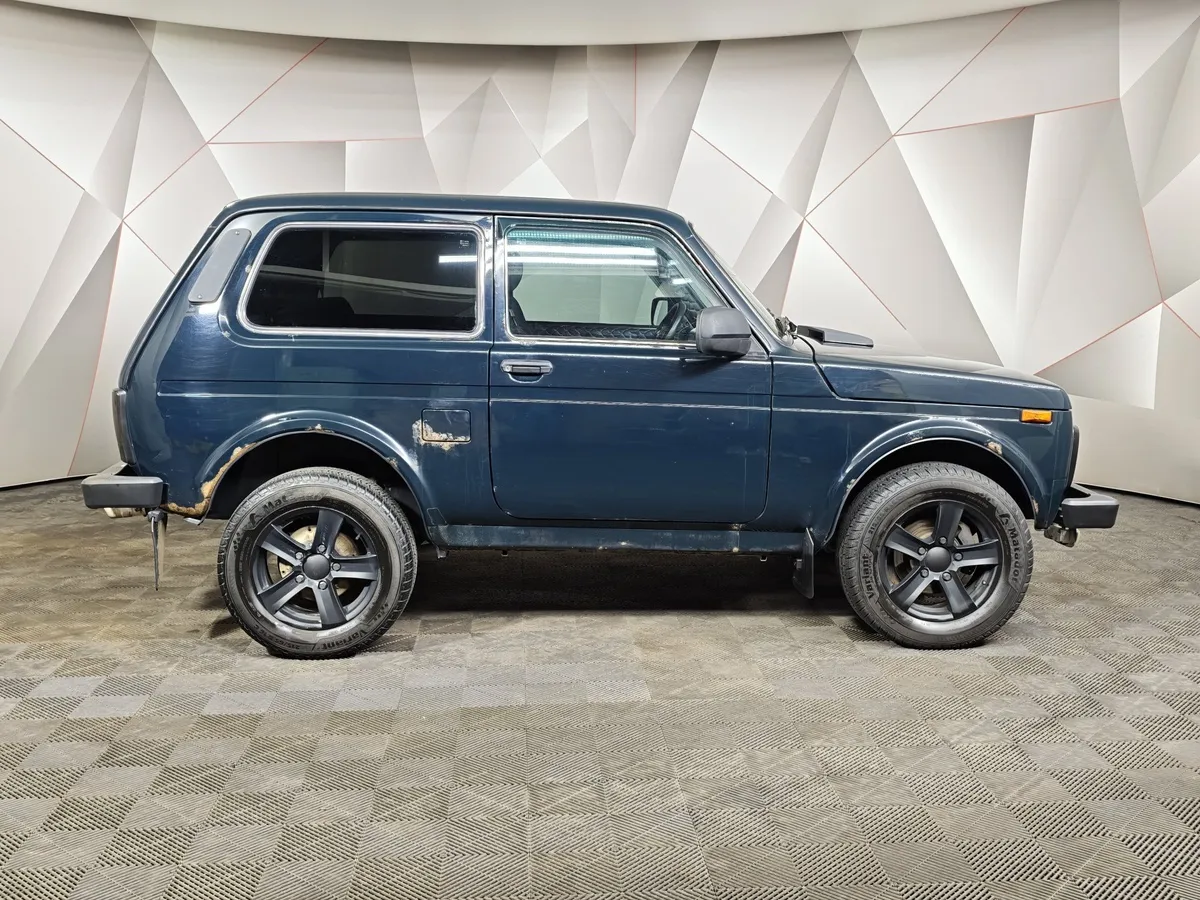 ВАЗ (Lada) 4x4 1.7 MT 8 кл. (Евро-4) (83 л.с.) Зеленый в АВИЛОН. Слайд №6
