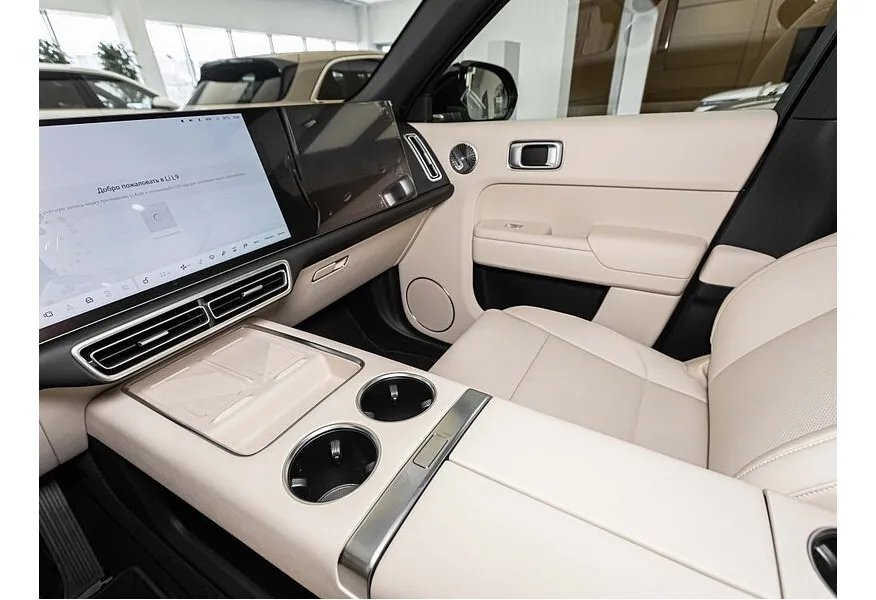 Li Auto L9 1.5 AT 4WD (449 л.с.) Ultra Черный в АВИЛОН. Слайд №14