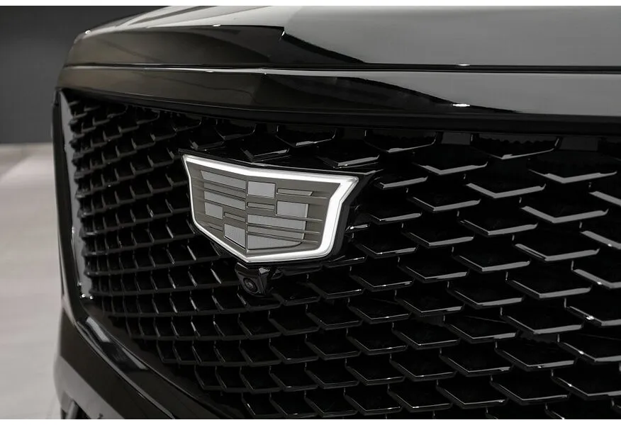 Cadillac Escalade 6.2 V8 AT AWD (420 л.с.) Sport Platinum Черный в АВИЛОН. Слайд №17