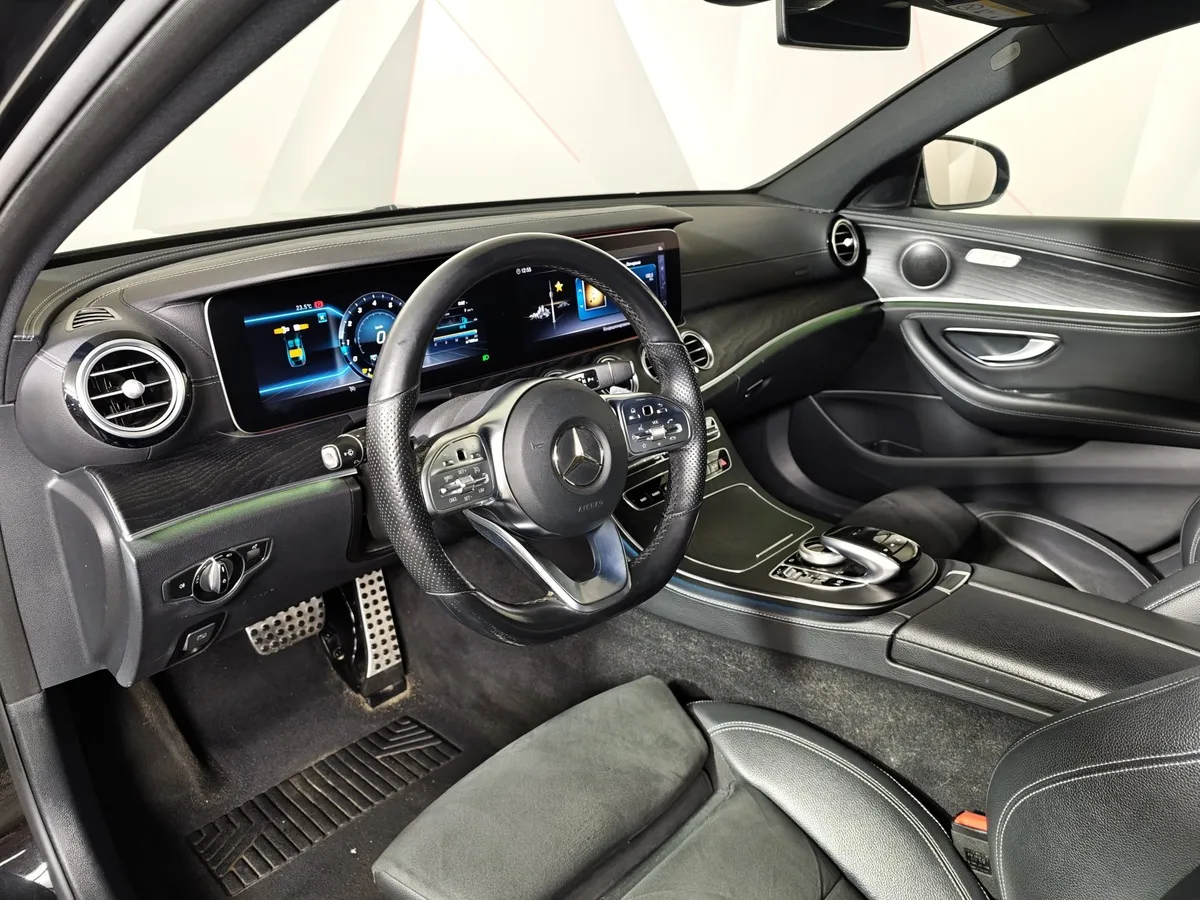 Mercedes-Benz E-Класс E 200 4MATIC 9G-TRONIC (184 л.с.) Sport Черный в АВИЛОН. Слайд №19