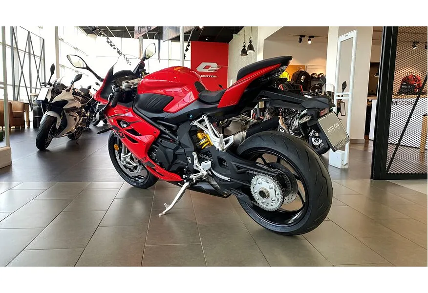 LIVE. Слайд №7