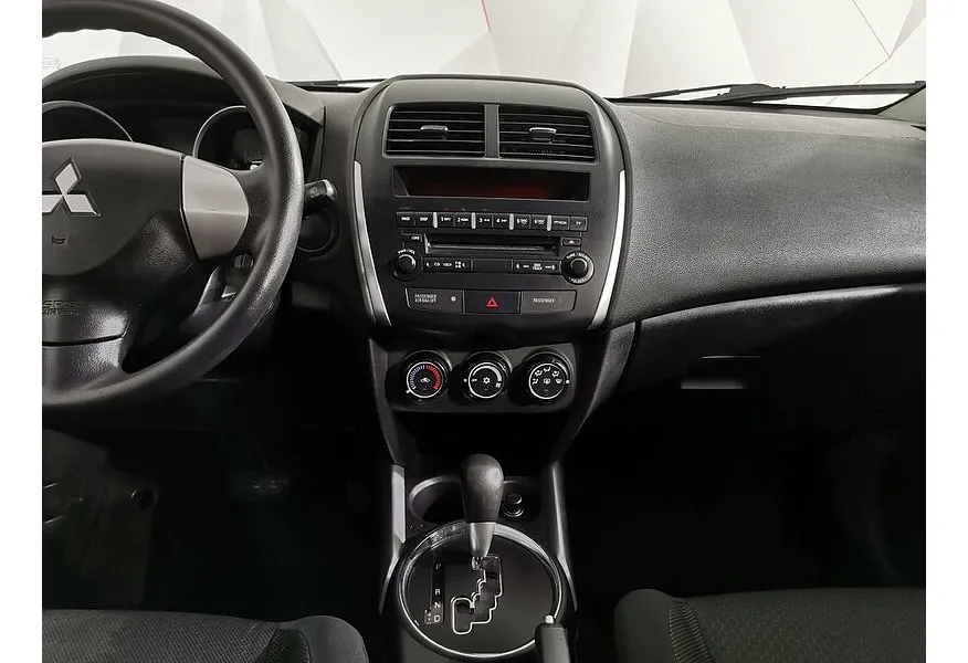 Mitsubishi ASX 1.8 CVT 2WD (140 л.с.) Голубой в АВИЛОН. Слайд №15