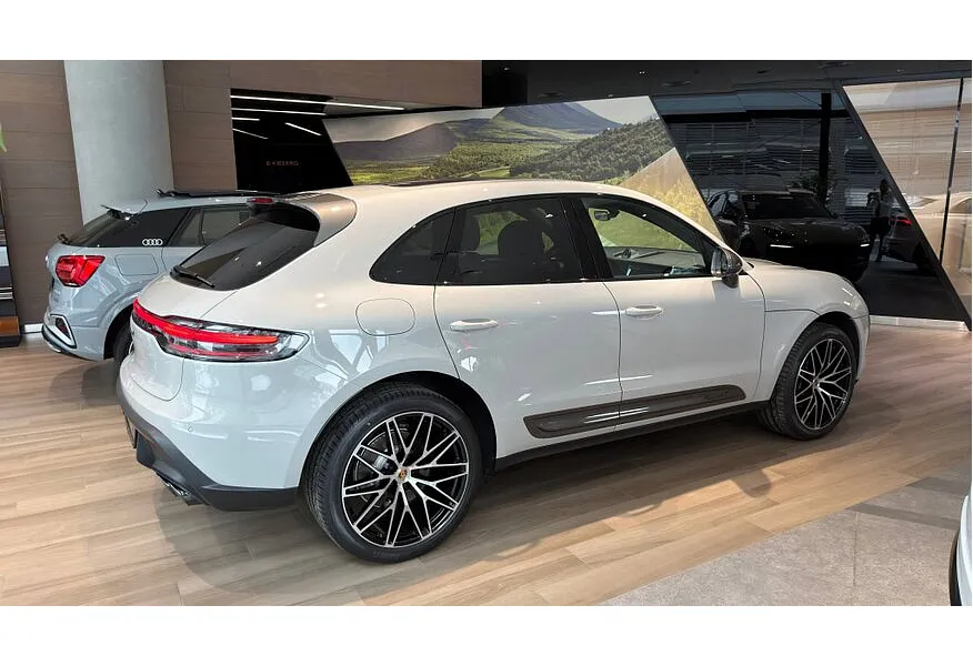 Porsche Macan 2.0 TFSI AMT 4WD (265 л.с.) R4 Серый в АВИЛОН. Слайд №3
