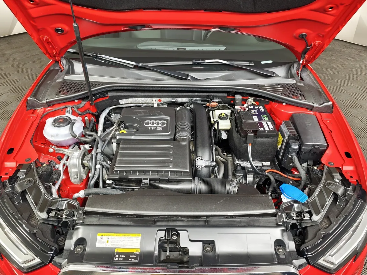 Audi A3 1.4 TFSI AT (150 л.с.) Красный в АВИЛОН. Слайд №11