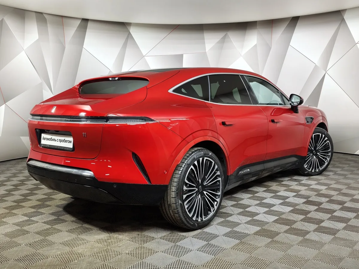 Avatr 11 Long Range Dual Motor AT 4WD (309 л.с.)  Luxury Edition  Красный в АВИЛОН. Слайд №2