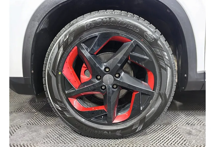 Omoda C5 1.5T CVT (147 л.с.) Ultimate Белый в АВИЛОН. Слайд №9