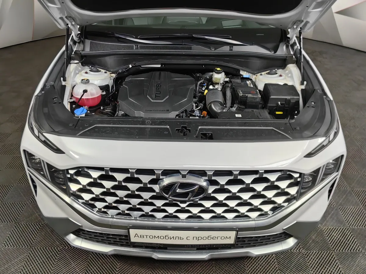Hyundai Santa Fe 2.2 CRDi AWD 8AT (200 л.с.) High-Tech Белый в АВИЛОН. Слайд №11