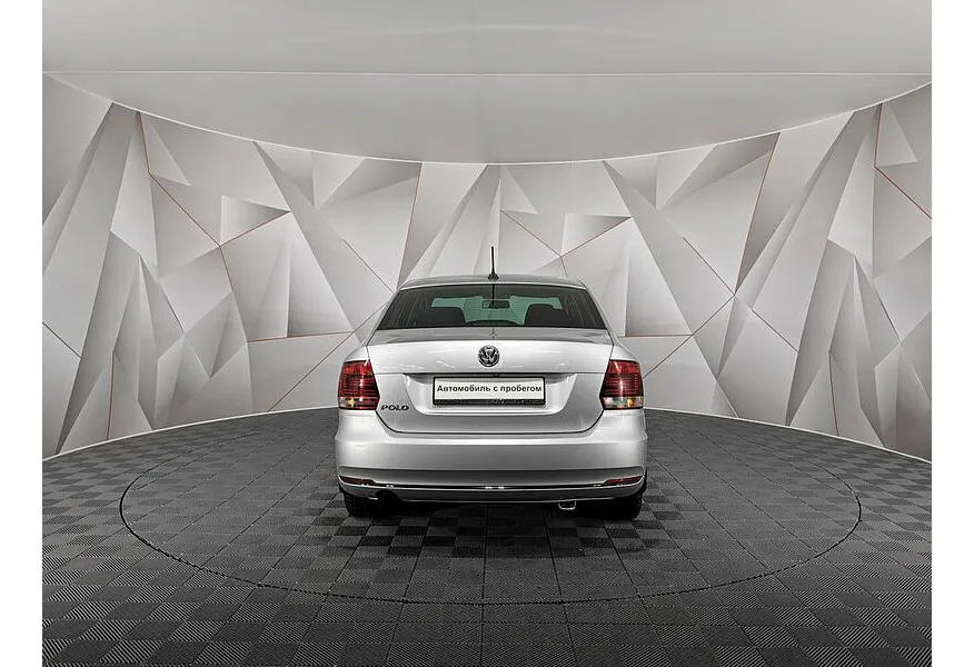 Volkswagen Polo 1.6 MPI MT (110 л.с.) Connect Серебристый в АВИЛОН. Слайд №8
