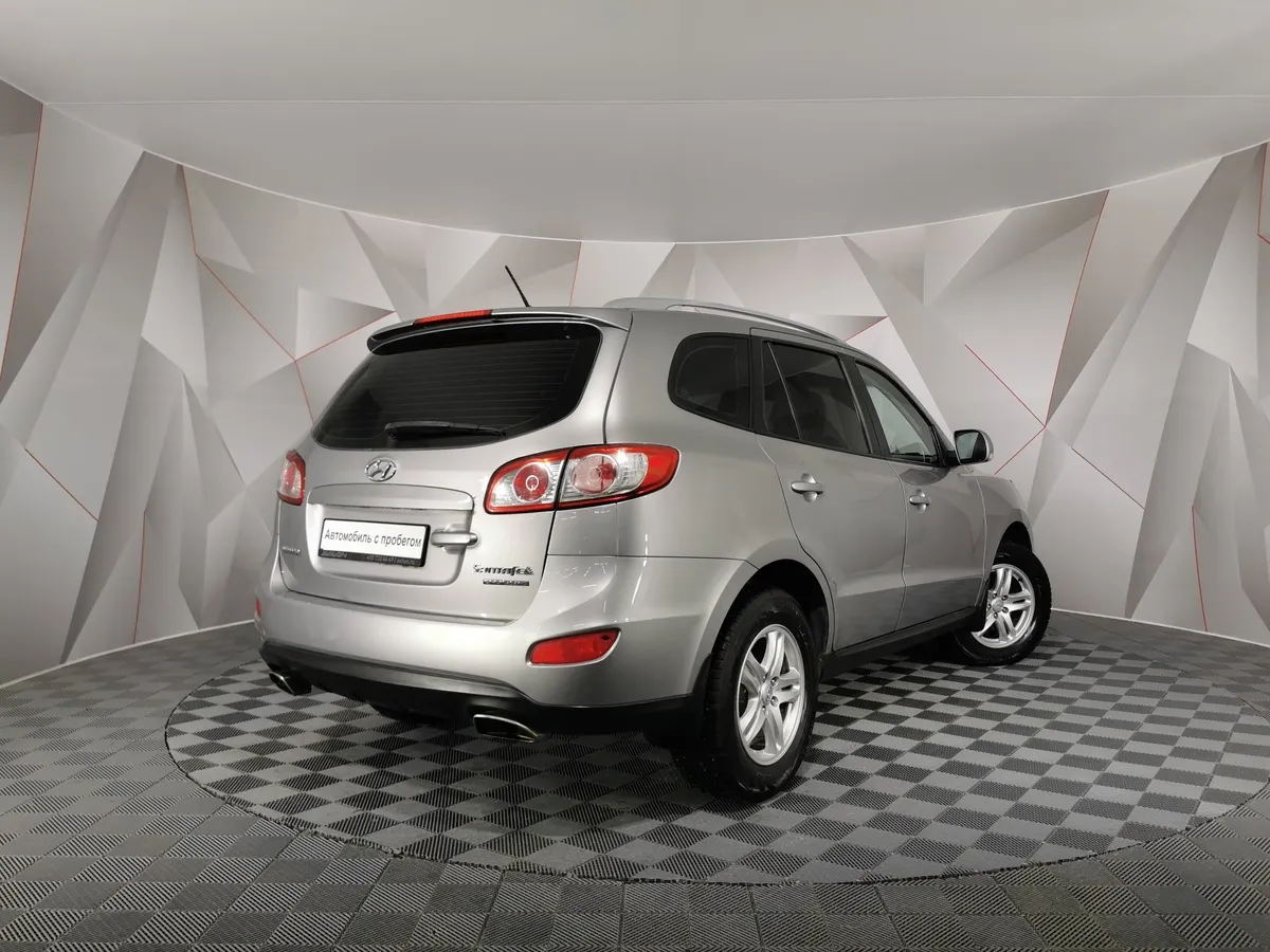 Hyundai Santa Fe 2.2 CRDi AT 4WD (197 л.с.) Comfort Серый в АВИЛОН. Слайд №2