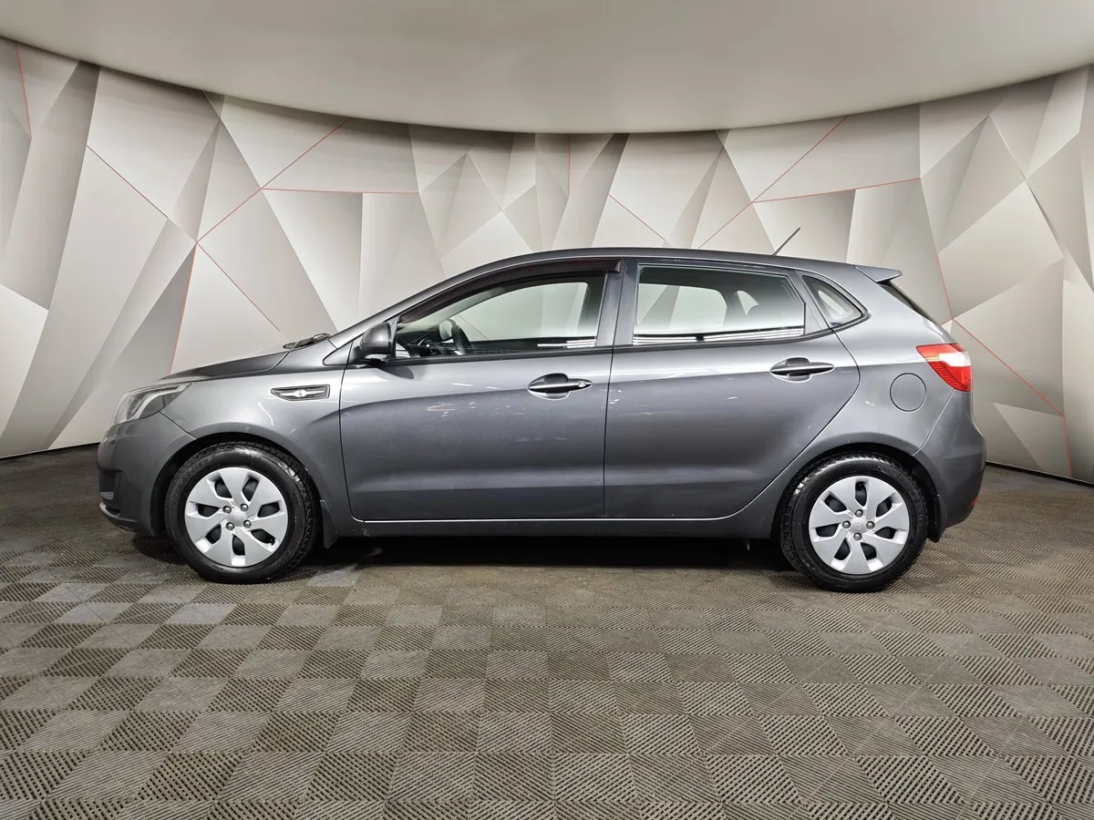Kia Rio 1.4 MT (107 л.с.) Серый в АВИЛОН. Слайд №5