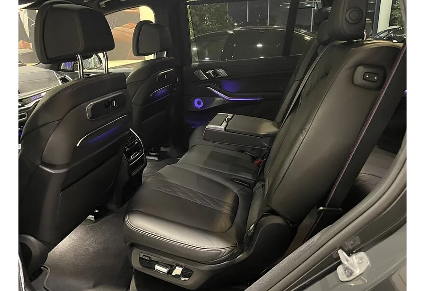 BMW X7 xDrive40d Steptronic (340 л.с.) Серый в АВИЛОН. Слайд №9