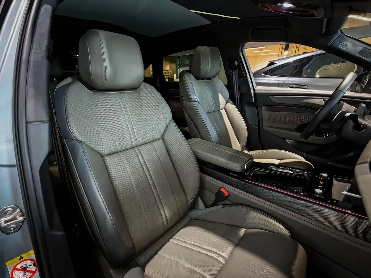 Audi A6 2.0 TFSI tiptronic quattro (272 л.с.) Серебристый в АВИЛОН. Слайд №9