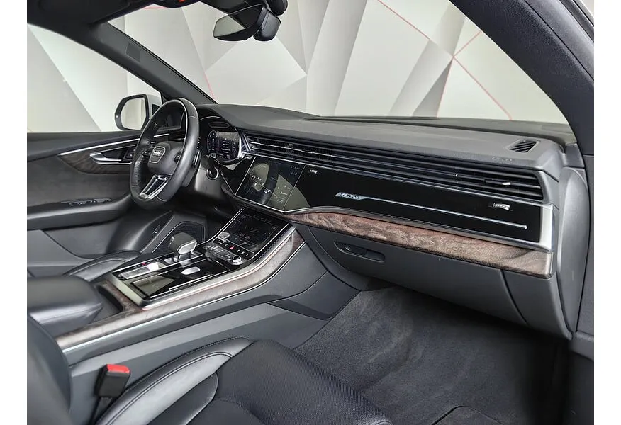 Audi Q8 45 TDI Tiptronic quattro (249 л.с.) Белый в АВИЛОН. Слайд №13