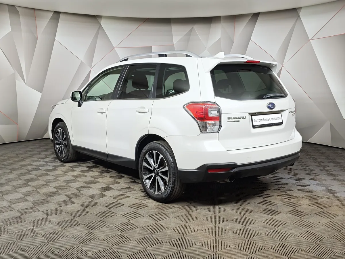 Subaru Forester 2.0 XT AWD CVT (241 л.с.) Белый в АВИЛОН. Слайд №4
