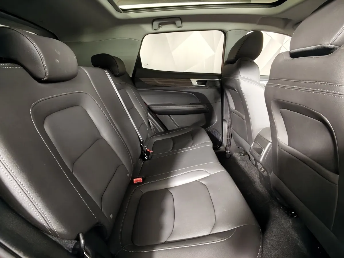 Kaiyi X3 Pro 1.5T CVT 2WD (147 л.с) Luxury Красный в АВИЛОН. Слайд №16