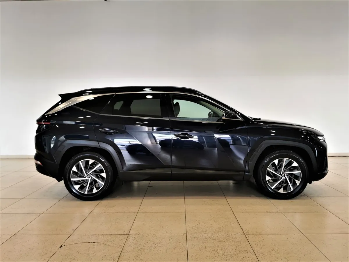 Hyundai Tucson 2.0 (150 л.с.) MPi-6MT-4WD Comfort Синий в АВИЛОН. Слайд №6