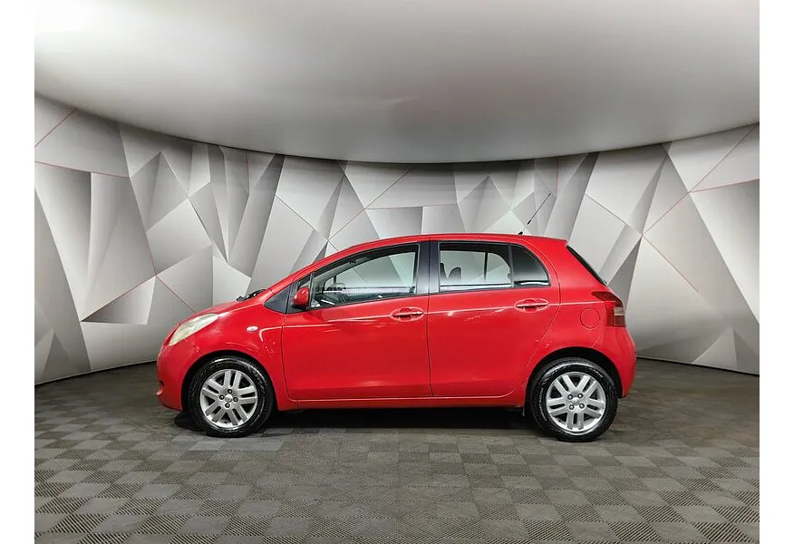 LIVE. Слайд №2