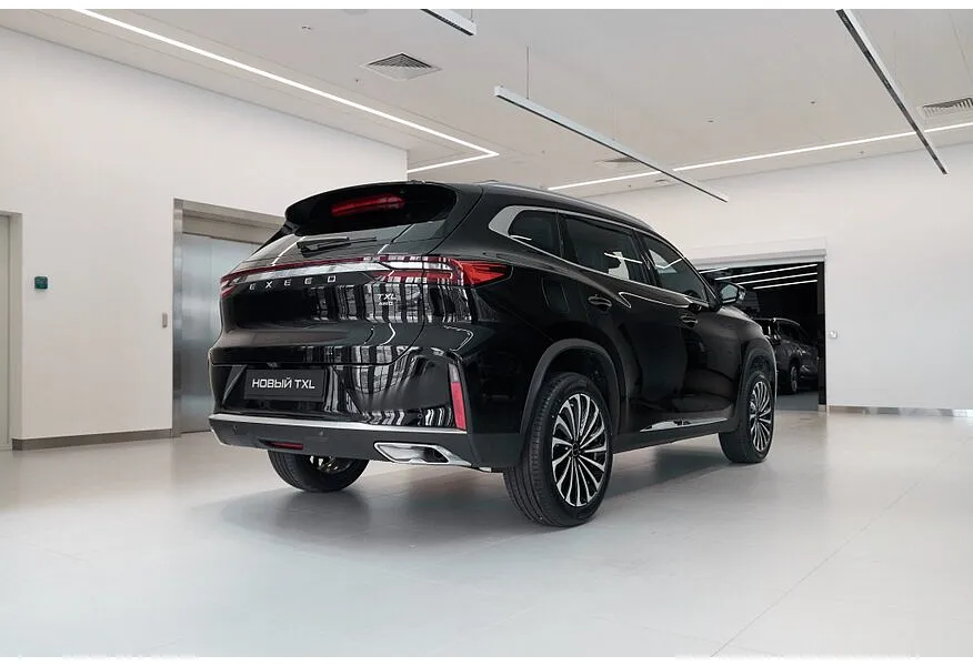EXEED TXL 2.0 8AT AWD (197 л.с.) Flagship IOV Черный в АВИЛОН. Слайд №4