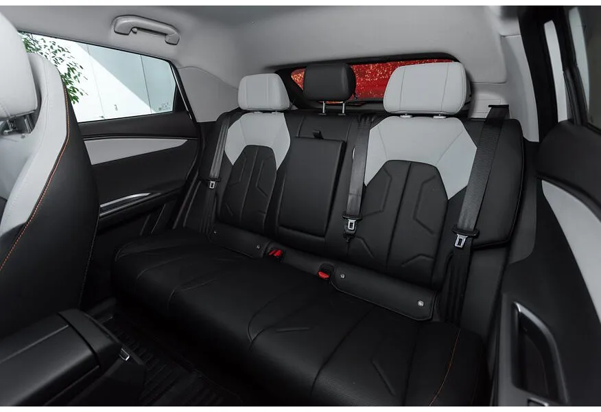 Omoda C5 1.5T DCT FWD (147 л.с.) Драйв Серый в АВИЛОН. Слайд №10