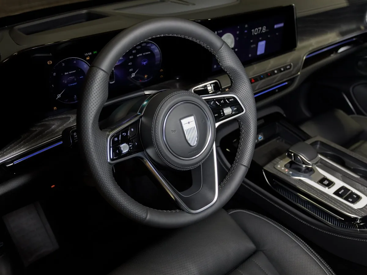 Senat 900 3.0 AT 4WD (326 л.с.) 4 места Черный в АВИЛОН. Слайд №6
