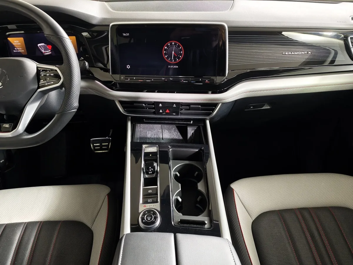 Volkswagen Teramont X 2.0 7DSG AWD (220 л.с.) Черный в АВИЛОН. Слайд №15