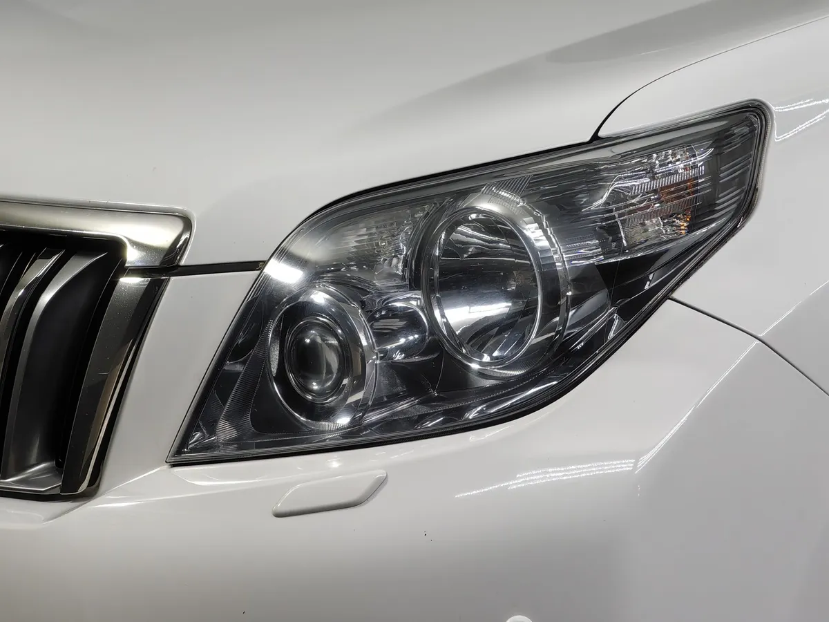 Toyota Land Cruiser Prado 3.0 D AT 4WD (5 мест) (173 л.с.) Белый в АВИЛОН. Слайд №10