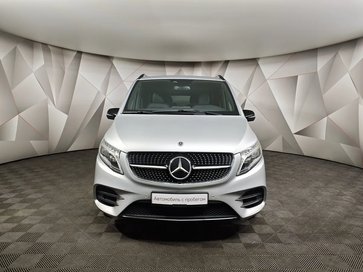 Mercedes-Benz V-Класс V 300 L2 4Matic 9G-Tronic (239 л.с.) Серый в АВИЛОН. Слайд №7