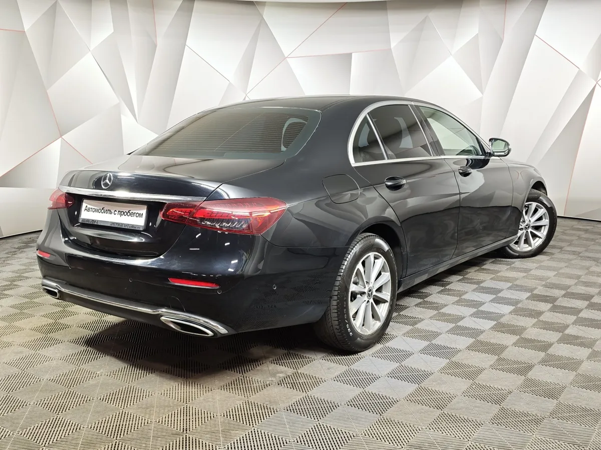 Mercedes-Benz E-Класс E 200 9G-TRONIC (197 л.с.) Business Черный в АВИЛОН. Слайд №2