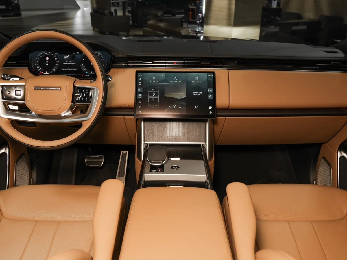 Land Rover Range Rover 4.4 P530 V8 LWB AT AWD (530 л.с.) Autobiography Черный в АВИЛОН. Слайд №11