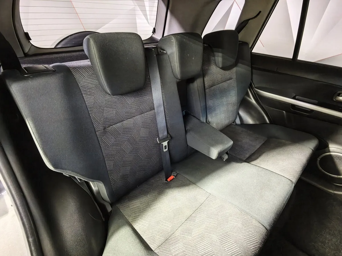 Suzuki Grand Vitara 2.0 AT (140 л.с.) Серый в АВИЛОН. Слайд №15