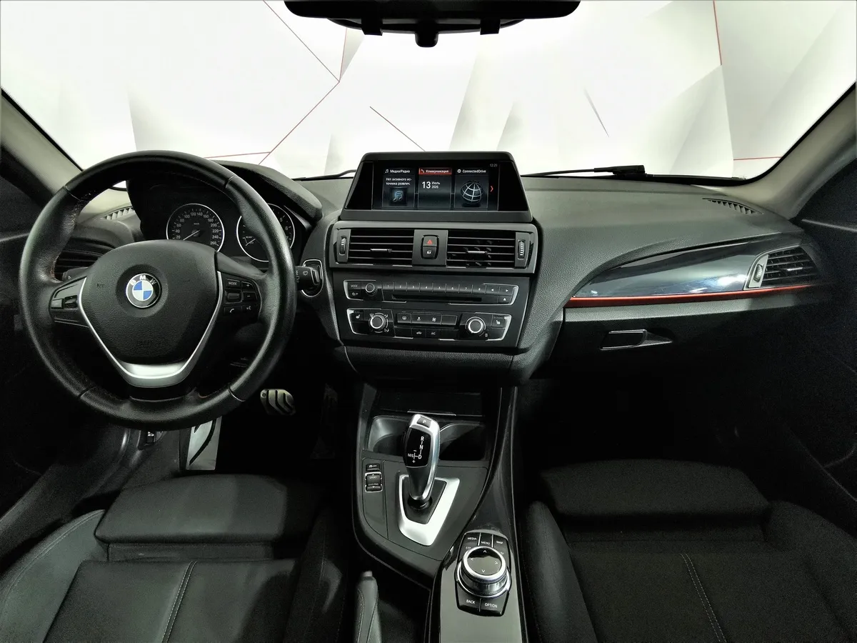 BMW 1 серия 116i AT (136 л.с.) Белый в АВИЛОН. Слайд №11