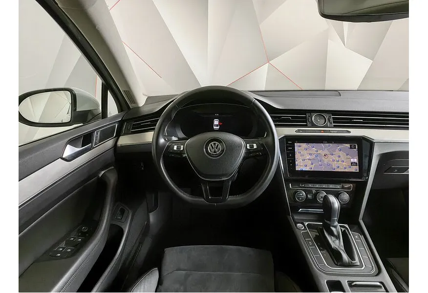 Volkswagen Passat 1.8 TSI BlueMotion DSG (180 л.с.) Highline Белый в АВИЛОН. Слайд №20