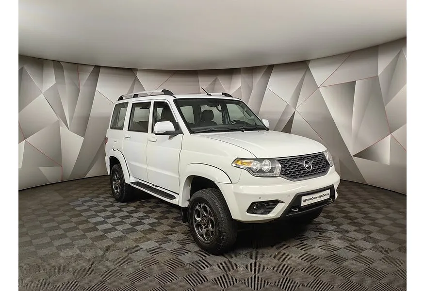 АВИЛОН - УАЗ Patriot 2.7 MT 4WD (150 л.с.) Максимум Белый - slide 1