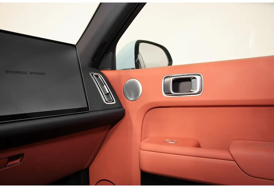 Li Auto L7 1.5 AT 4WD (449 л.с.) Ultra Серый в АВИЛОН. Слайд №17