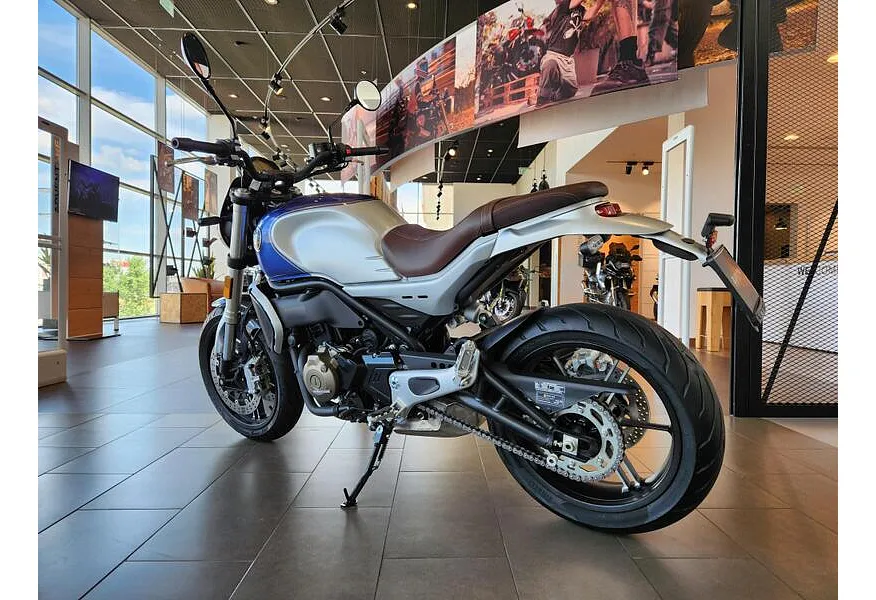 АВИЛОН - QJMOTOR SRK 700 700 см³ (73 л.с.) 700 Черный - slide 6