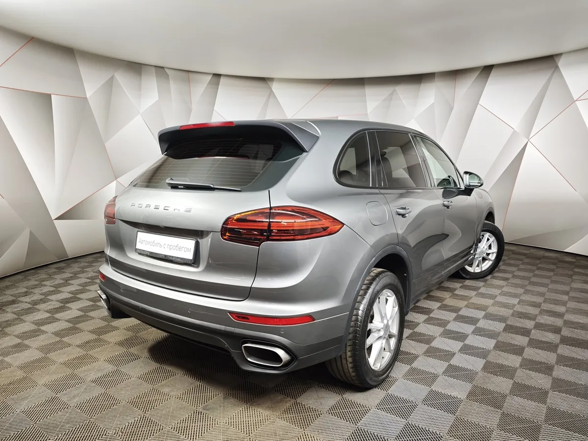 Porsche Cayenne Diesel 3.0 Tiptronic S AWD (245 л.с.) Серый в АВИЛОН. Слайд №2