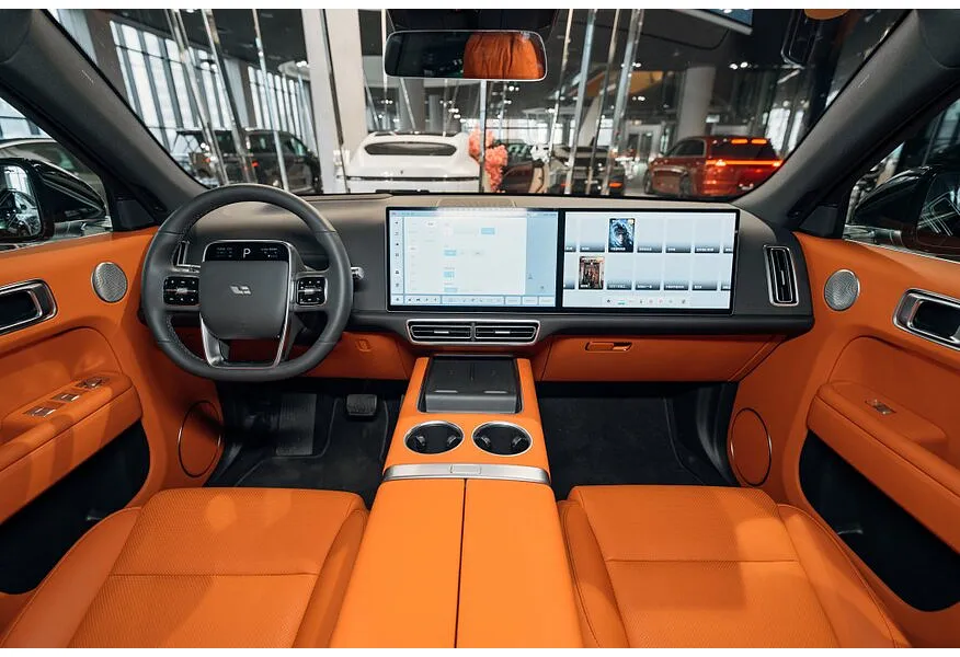 Li Auto L7 1.5 AT 4WD (449 л.с.) Ultra Голубой в АВИЛОН. Слайд №12