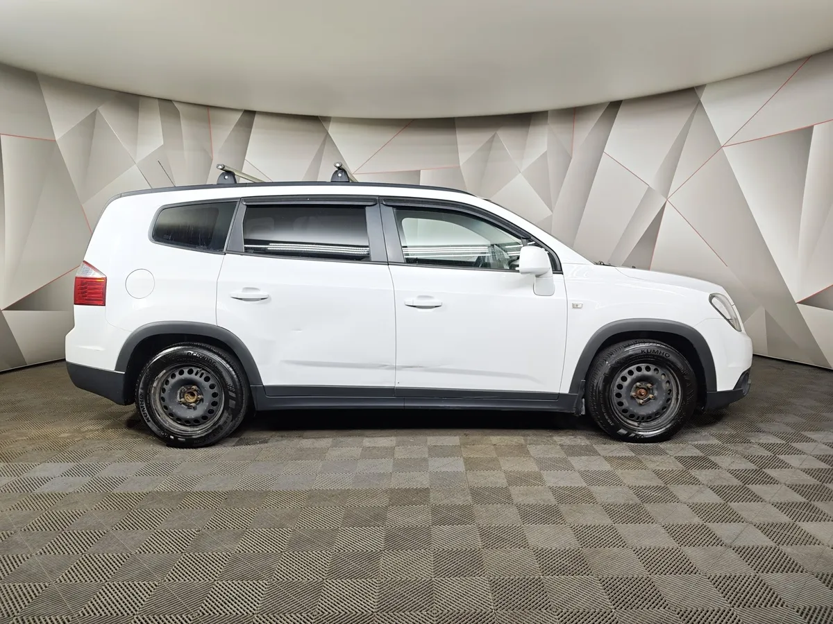 Chevrolet Orlando 1.8 MT (141 л.с.) Белый в АВИЛОН. Слайд №6