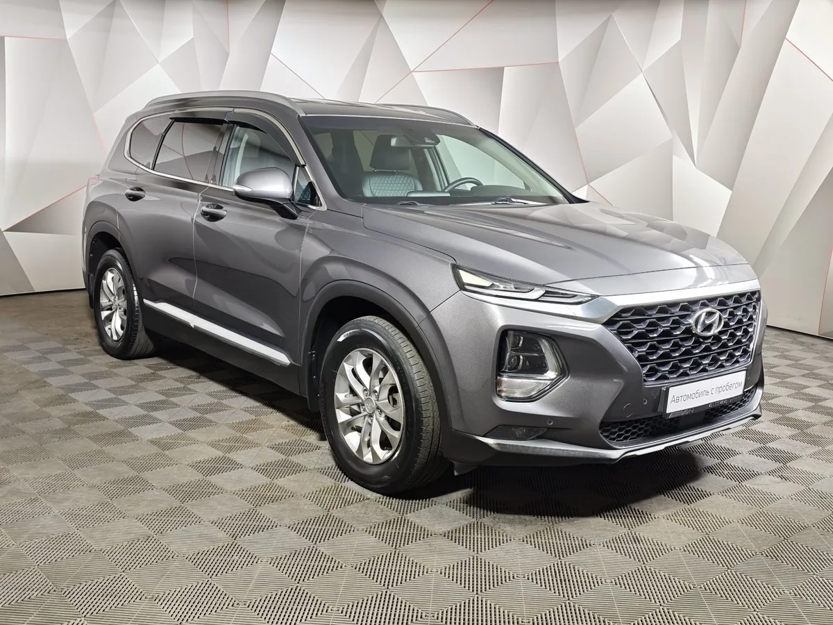 Hyundai Santa Fe 2.4 (188 л.с.) - 6AT Lifestyle Серый в АВИЛОН. Слайд №3