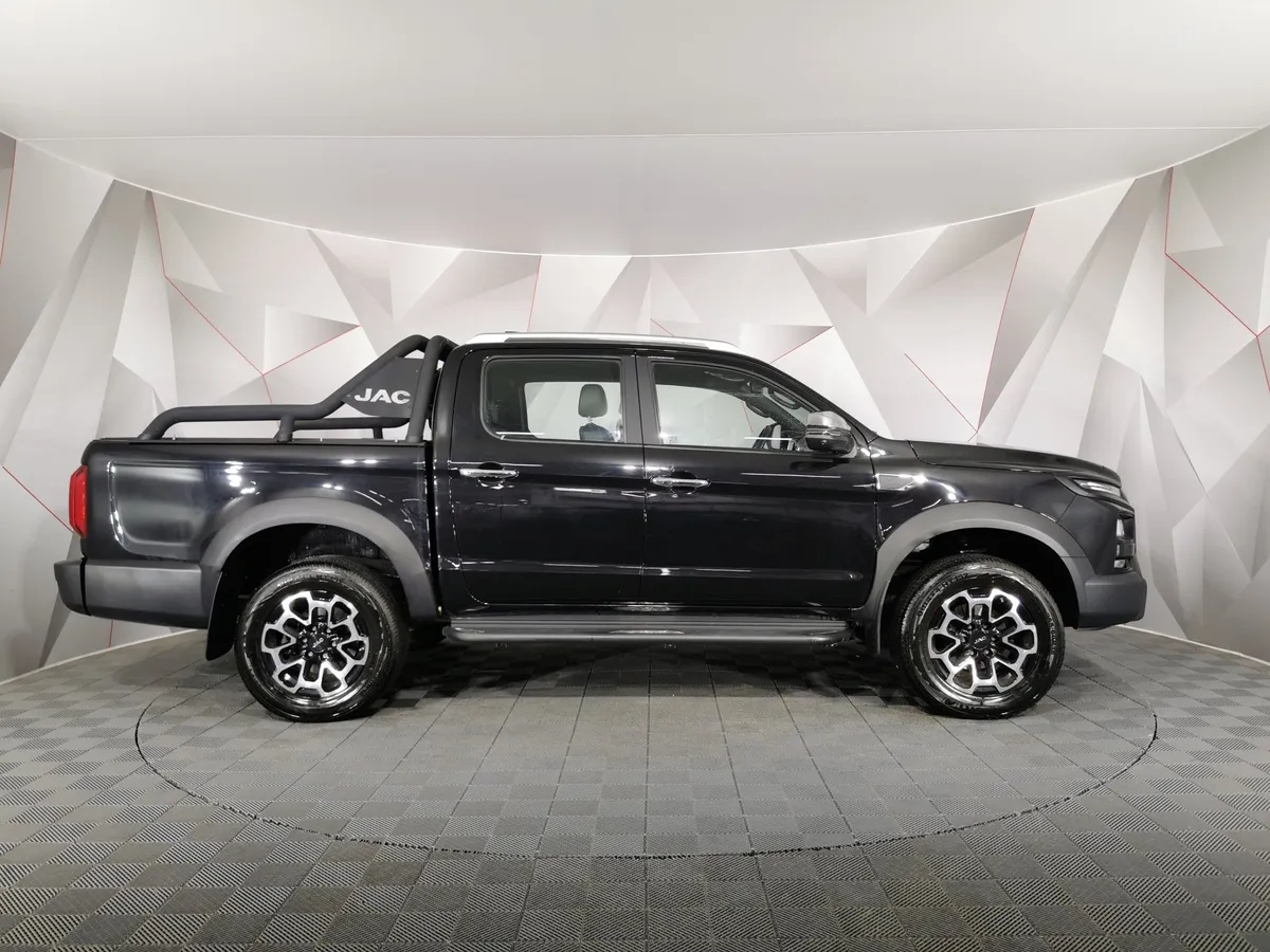 JAC T9 2.0 AT 4WD (224 л.с.) Эксплор Черный в АВИЛОН. Слайд №6