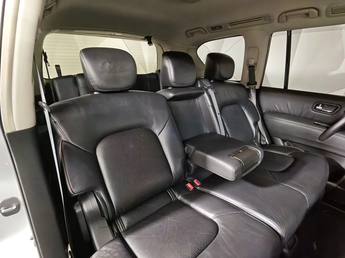 Nissan Patrol 5.6 AT 4WD (405 л.с.) Серебристый в АВИЛОН. Слайд №16