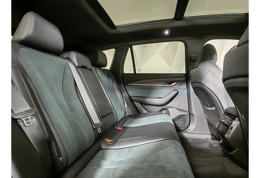 Geely Monjaro 2.0T 8AT 4WD (238 л.с.) Exclusive Синий в АВИЛОН. Слайд №16