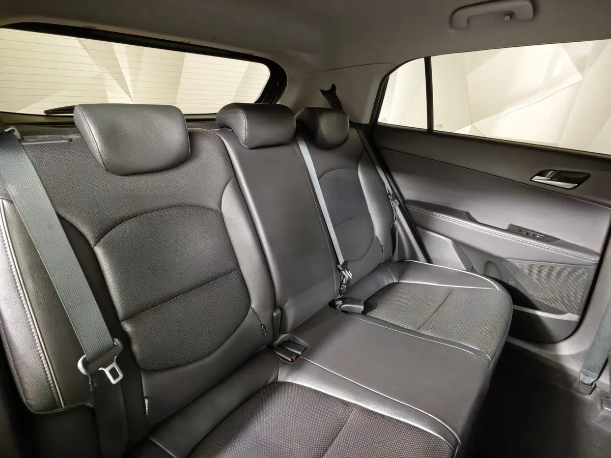 Hyundai Creta 2.0 AT AWD (149 л.с.) Travel Черный в АВИЛОН. Слайд №17