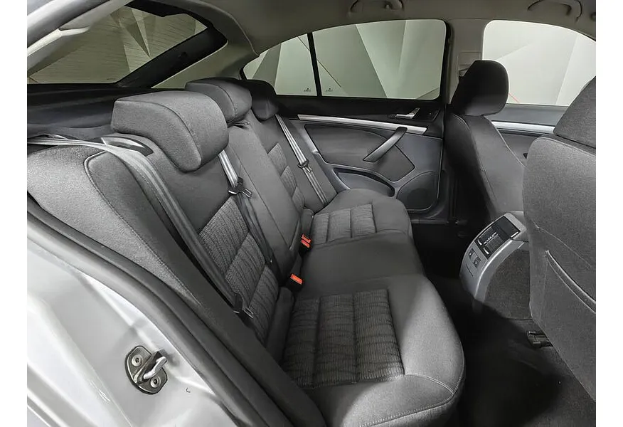 АВИЛОН - Skoda Octavia 1.8 TSI AT (152 л.с.) Серый - slide 9