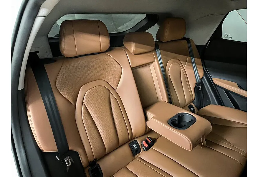 Omoda C5 1.5T CVT (147 л.с.) Ultimate Белый в АВИЛОН. Слайд №17